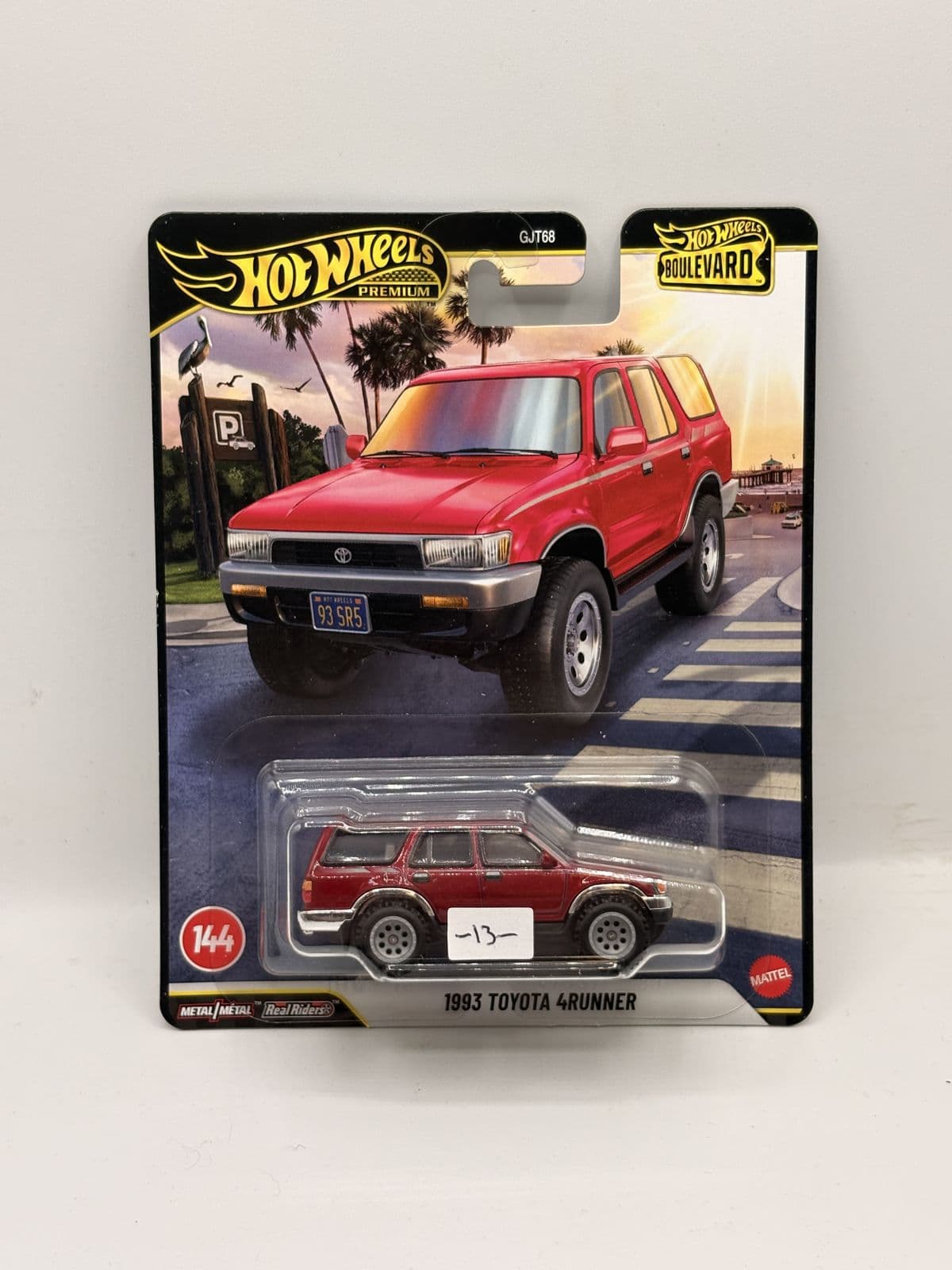 1993 Toyota 4Runner — Boulevard – Hot Wheels 1:64 diecast, carded – view 2