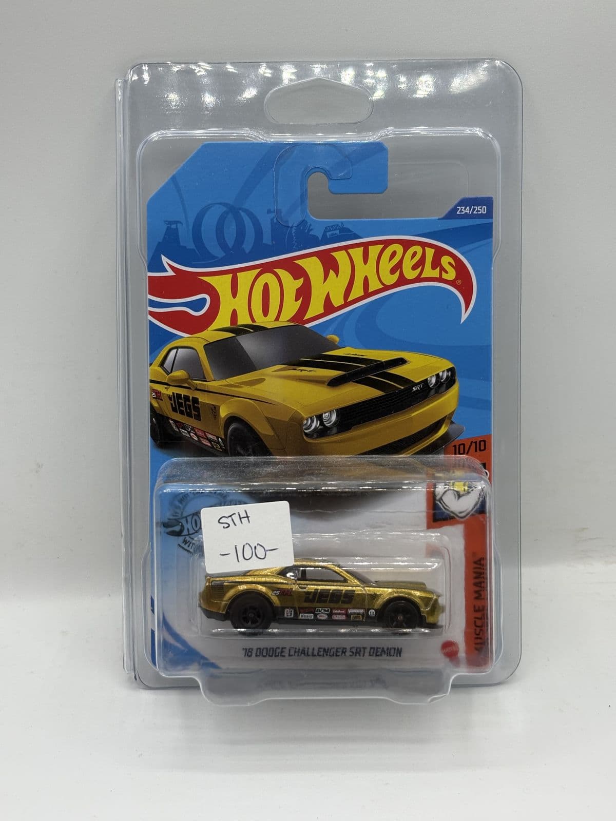 '18 Dodge Challenger SRT Demon — Super Treasure Hunt, Gold – Hot Wheels 1:64 diecast, carded – view 2