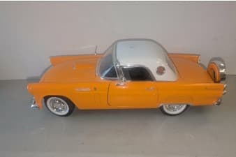 1957 Ford Thunderbird – Road Champs 1:18 diecast, loose