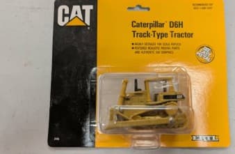 Caterpillar D6H Track-Type Tractor – Ertl 1:64 diecast, carded